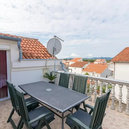 Monika Appartement *